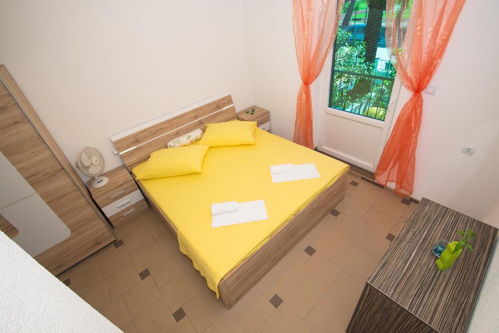 Apartment Afrika Makarska